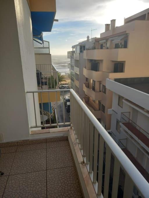 Apartamento Em Quarteira Luaran gambar