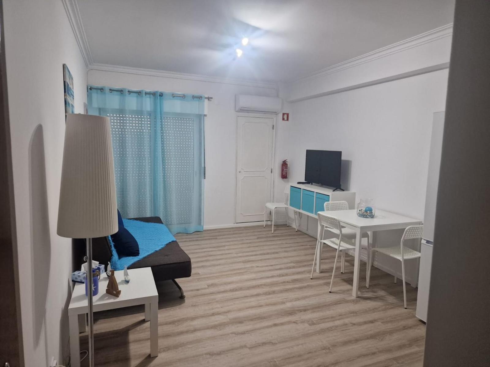 Apartamento Em Quarteira Luaran gambar